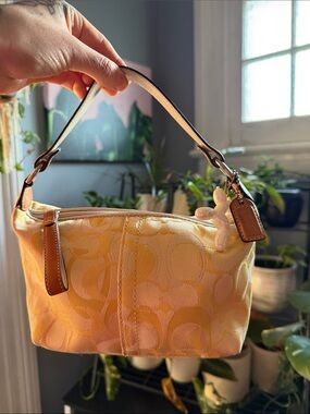 Vintage Coach Optic mini Signature Soho flap shoulder bag